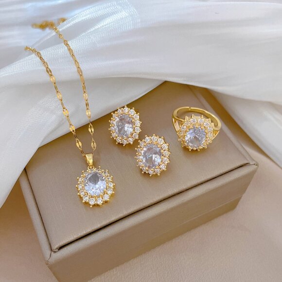 3/$35 Gold Plated Copper Pendant Chain Necklace Clear Crystal Diamond Jewelry - Picture 4 of 5